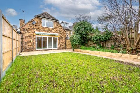 3 bedroom detached house for sale, Cowper Road, Boxmoor