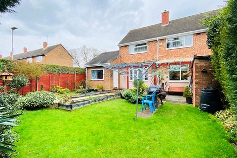 3 bedroom end of terrace house for sale - Charnor Road, Leicester, LE3
