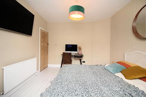 33 Central Avenue, Syston, Leicester, LE7 2EF