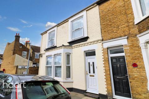 3 bedroom end of terrace house for sale - Wellesley Road, Sheerness