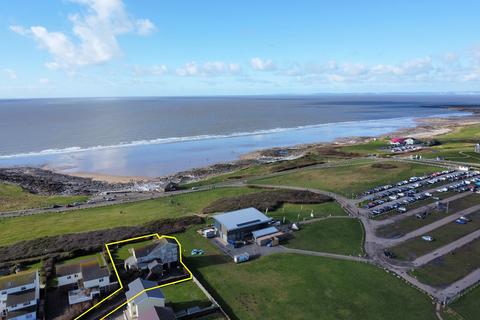5 bedroom property with land for sale - Rest Bay Close, Porthcawl, Bridgend County. CF36 3UN