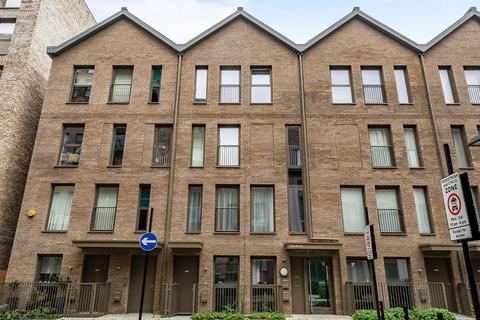 3 bedroom maisonette for sale, Castle Street, Upton Park, London, E13