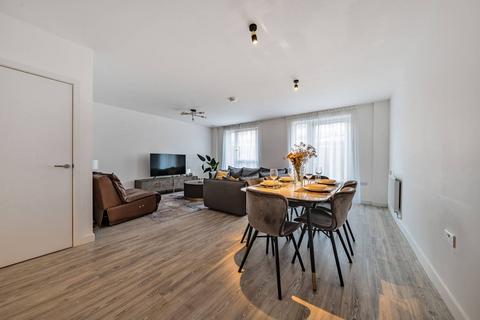3 bedroom maisonette for sale, Castle Street, Upton Park, London, E13