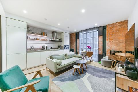 Studio to rent - Battersea Power Station, Circus Road West, London, SW11
