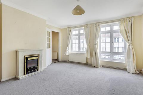 2 bedroom maisonette for sale, West Street, Epsom KT18