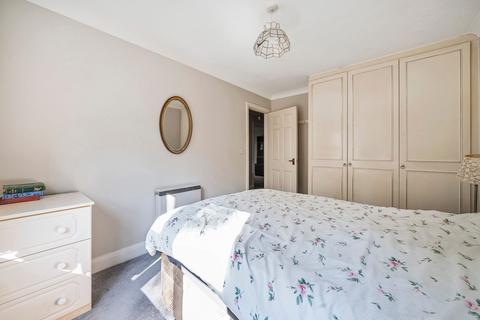 1 bedroom retirement property for sale - The Croft, Epsom KT17