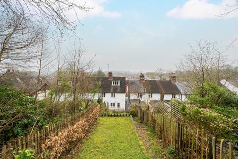 91 Kings Road, Haslemere, GU27 2QG