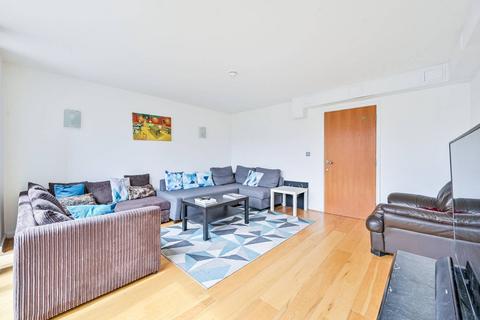 2 bedroom flat to rent - Building 45, Hopton Road, Woolwich, London, SE18