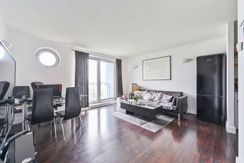 2 bedroom flat to rent - Tideslea Path, Thamesmead, London, SE28