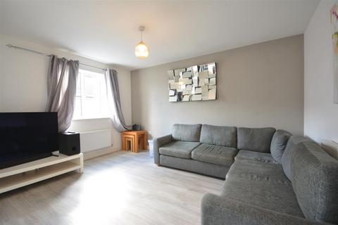 2 bedroom flat for sale - Epsom KT17