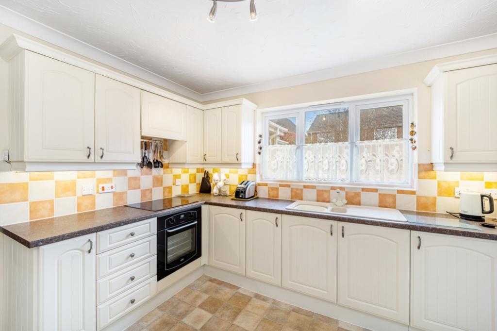 4 Chapelgate (Sutterton)-21