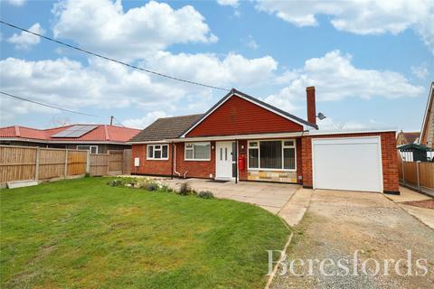 4 bedroom bungalow for sale, West Avenue, Mayland, CM3