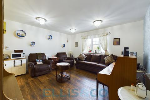 2 bedroom apartment for sale - Dame Kelly Holmes Way, Tonbridge, Kent, TN9