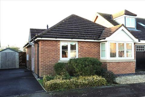 2 bedroom bungalow for sale, Pasture Crescent, Herons Reach, Filey