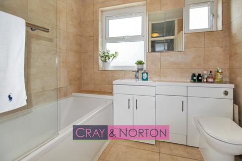 70 Glenthorne Avenue, Croydon, CR0 7EZ