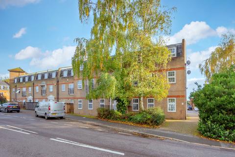 3, Howard Court Howard Close, Waltham Abbey, EN9 1FA