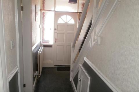 3 bedroom semi-detached house for sale - Walnut Grove, Redcar, North Yorkshire, TS10 3PG