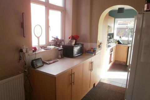 3 bedroom semi-detached house for sale - Walnut Grove, Redcar, North Yorkshire, TS10 3PG