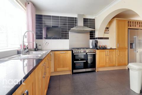 3 bedroom detached house for sale, Fairview Gardens, Chatteris