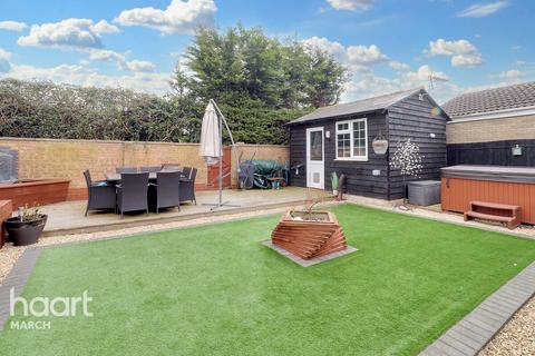 Fairview Gardens, Chatteris