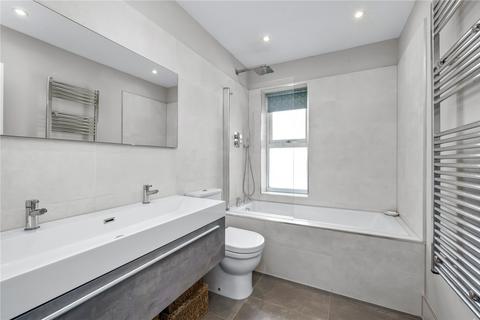22 Avern Road, West Molesey, KT8 2JB