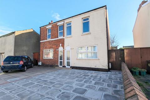 3 bedroom semi-detached house to rent - Hargreaves Street, Southport, Merseyside, PR8