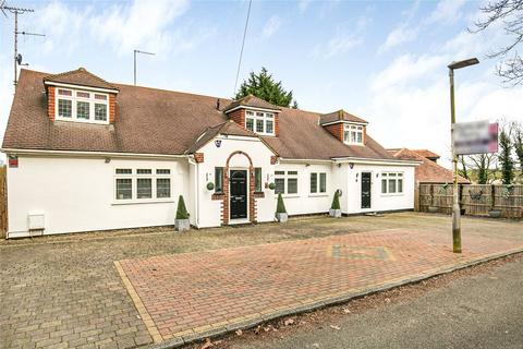 5 bedroom detached house for sale, Swanland Road, North Mymms, Hatfield, Hertfordshire, AL9