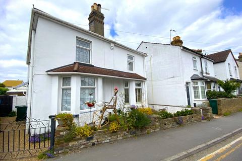 2 bedroom semi-detached house for sale - Staines-upon-Thames, Surrey TW18