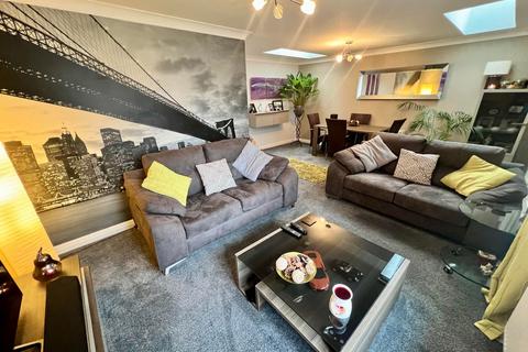 6 Castle Lane, Staining, Blackpool, FY3 0BN