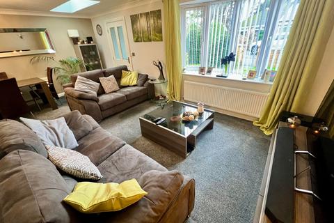 6 Castle Lane, Staining, Blackpool, FY3 0BN