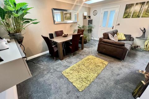 6 Castle Lane, Staining, Blackpool, FY3 0BN