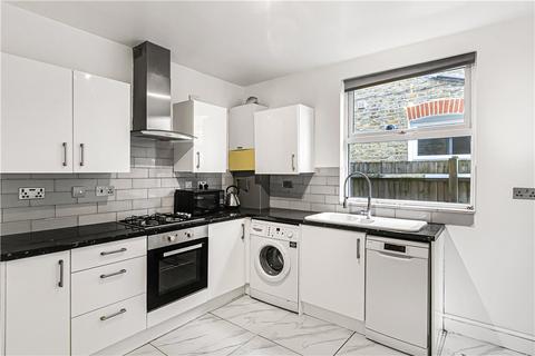 2 bedroom apartment for sale, Loubet Street, London, SW17