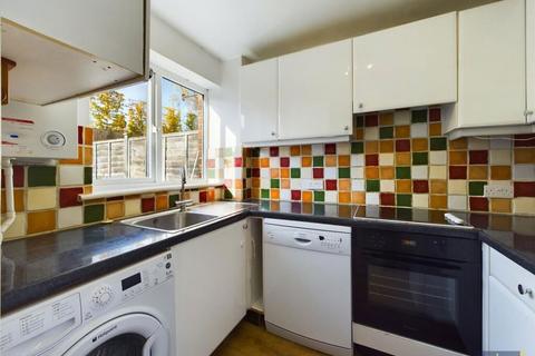 3 bedroom terraced house for sale, The Grove, Twyford, Reading, Berkshire, RG10 9DT