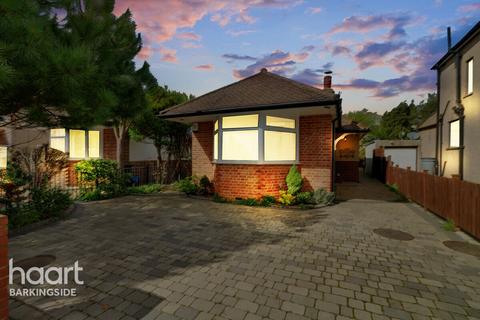 7 Caterham Avenue, Ilford, IG5 0QA