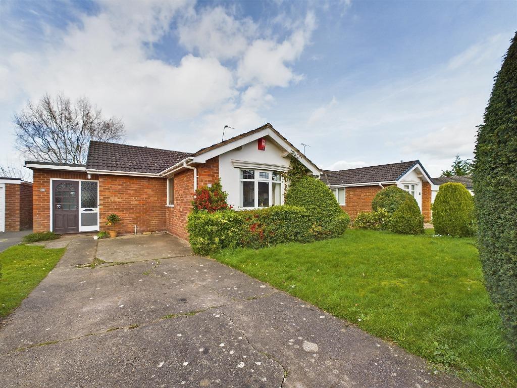 Merton Drive, Westminster Park... 2 bed bungalow for sale £270,000