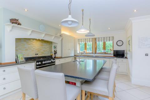 Grovebury House Mill Lane, Chalfont St Giles, HP8 4NR