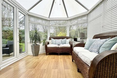 32 Derwent Road, Meols, Wirral, CH47 8XZ