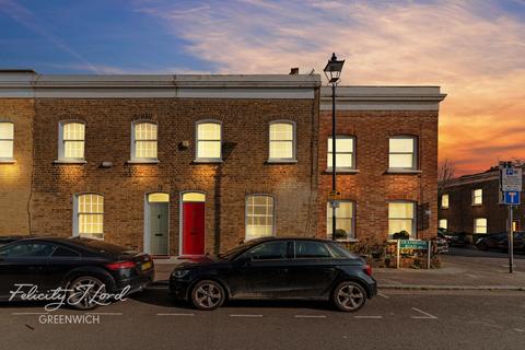 53 Cranbrook Road, London, SE8 4EJ
