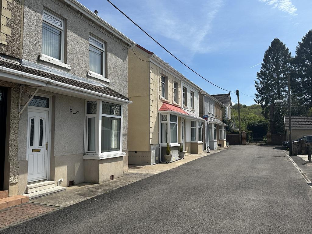 Hawthorn Villas, Ystradgynlais, Swansea. 3 bed semidetached house for sale £180,000