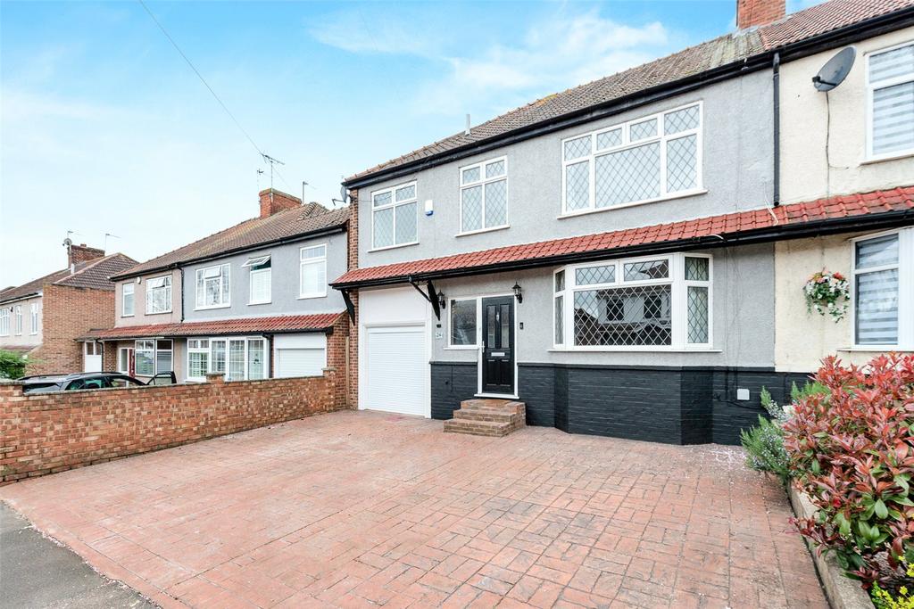 Springfield Road, Bexleyheath, Kent, DA7 4 bed semidetached house for