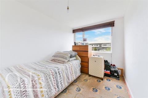 43 Warminster Road, London, SE25 4DL