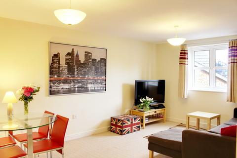 2 bedroom flat to rent - Montgomery Avenue, Leeds LS16