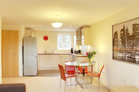 2 bedroom flat to rent - Montgomery Avenue, Leeds LS16