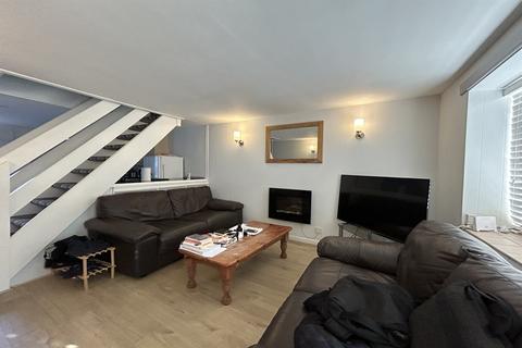 1 bedroom terraced house to rent, Bridport Town