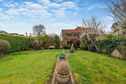 4 bedroom detached house for sale - Towers Road, Pinner, HA5