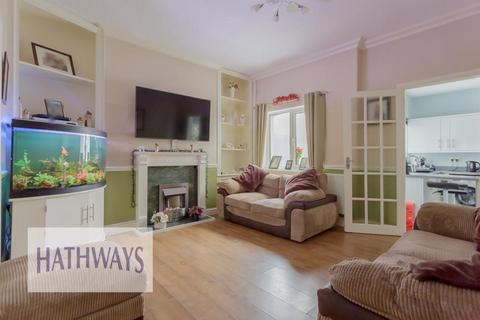 25 Gladstone Place, Sebastopol, Pontypool, NP4 5EH