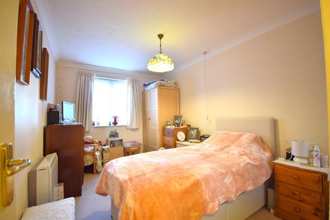 1 bedroom retirement property for sale, The Parade, Epsom KT18