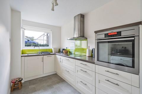 2 bedroom flat for sale, Downs Hill Road, Epsom KT18