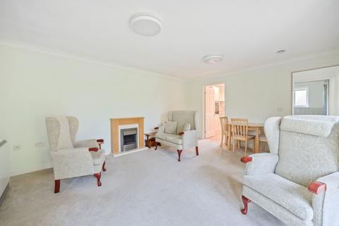 2 bedroom retirement property for sale, Oakmead Green, Epsom KT18