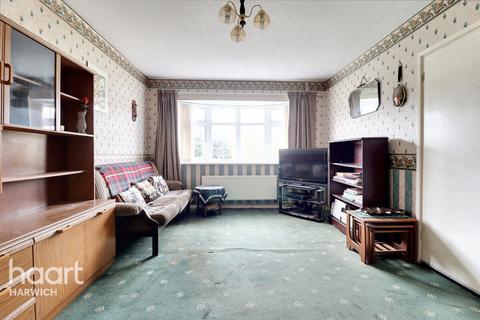 2 bedroom terraced bungalow for sale, Litchfield, Harwich